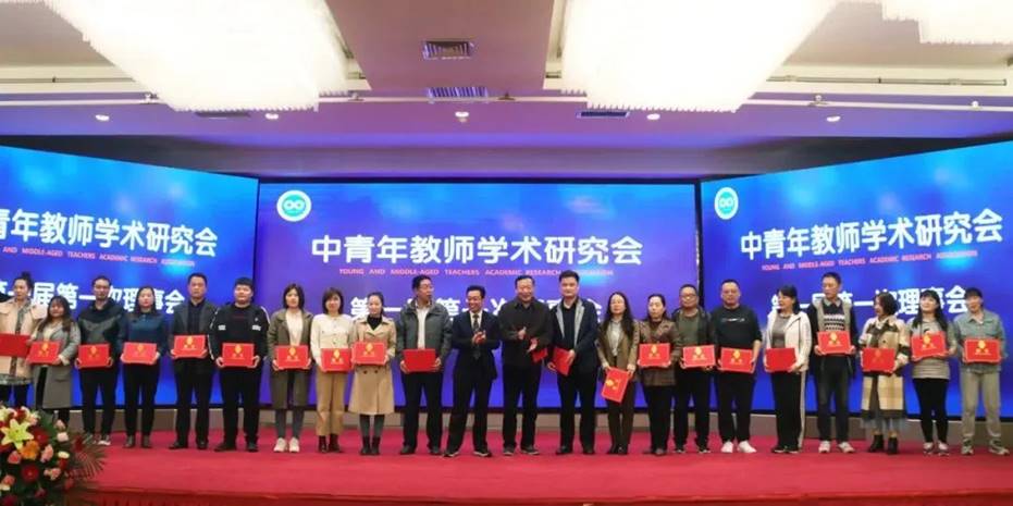 海立方娱乐城
:为青年人才增长才干施展才华创造条件 海立方娱乐城
:为青年人才增长才干施展才华创造条件