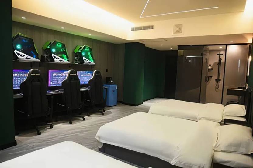 就业榜样说 | 他创办的酒店里，藏着年轻人的成长和梦想