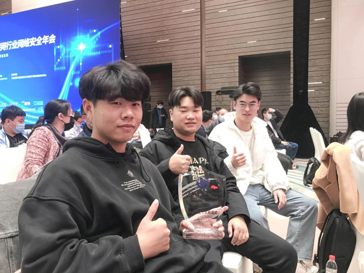 正青春 | 稳扎稳打拿国奖,少年不惧岁月长! 正青春 | 稳扎稳打拿国奖,少年不惧岁月长!