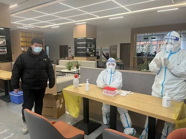 抗疫先锋 | 麦陆南:逆风而行,不畏艰险抗击疫情 抗疫先锋 | 麦陆南:逆风而行,不畏艰险抗击疫情