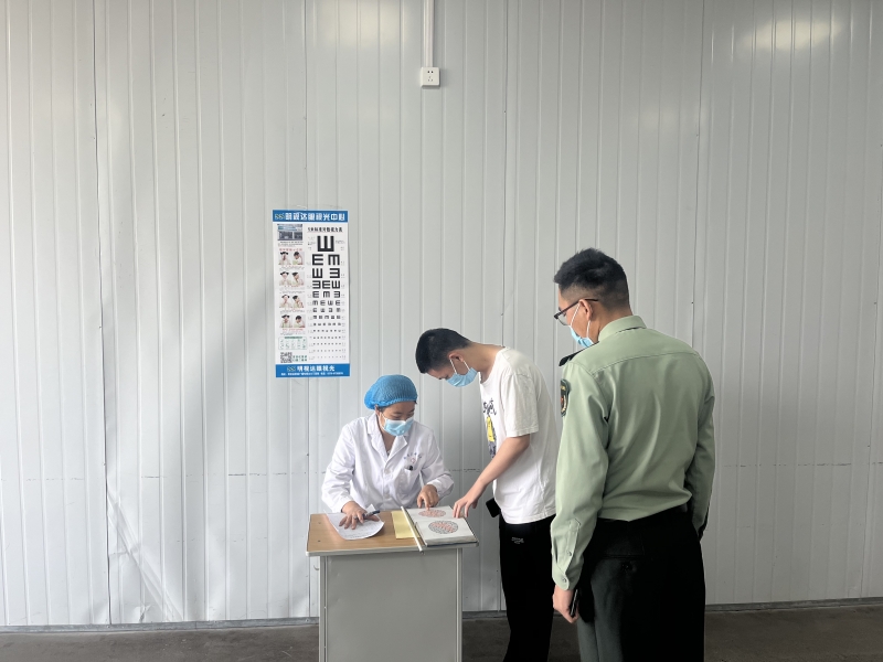 2022年秋季应征报名大学生校内预检