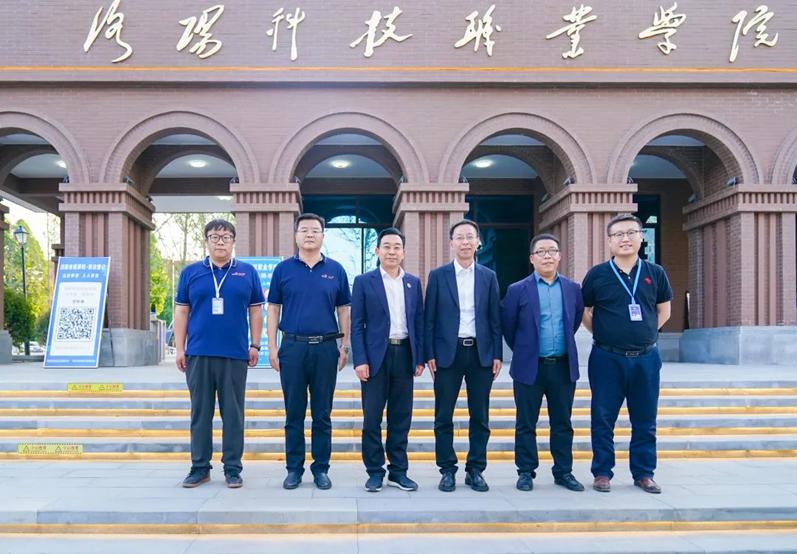 海立方娱乐城
携手洛阳联通开展5·17助老直播公益活动