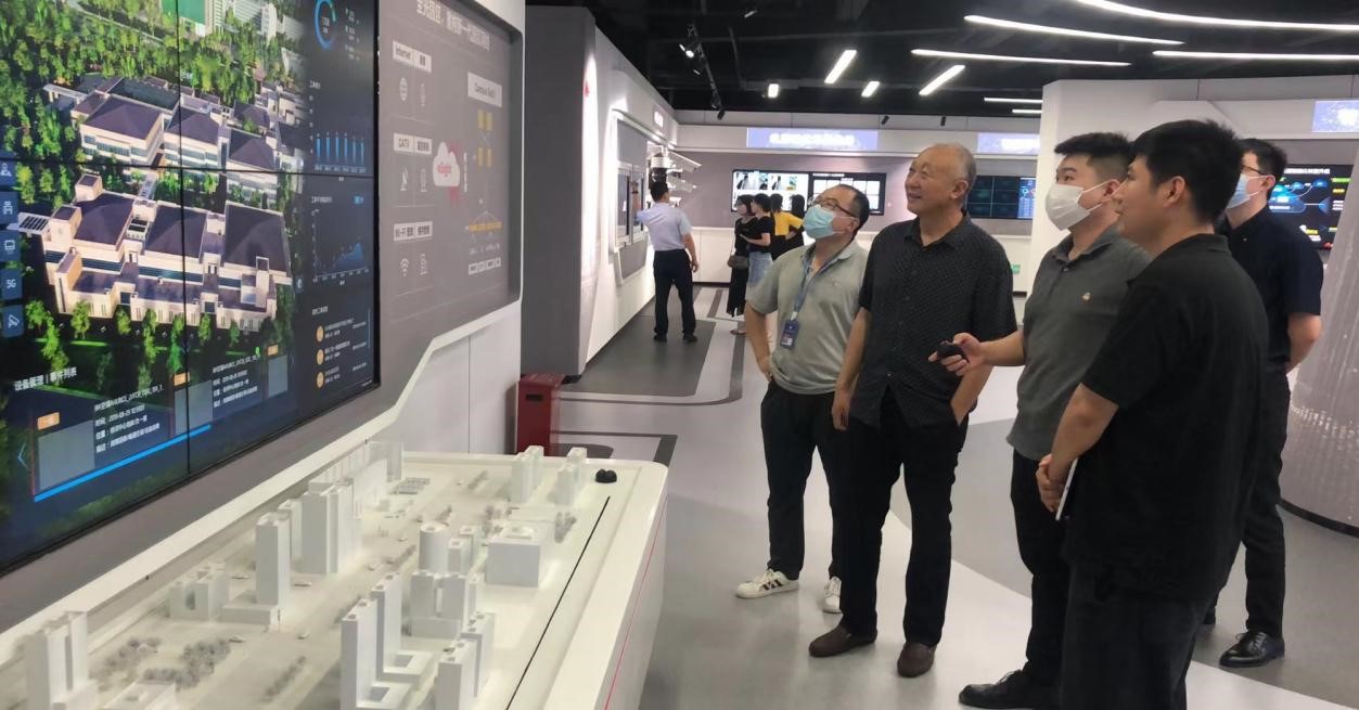 信息与数字工程海立方娱乐城
赴华为洛阳新基建基地考察交流