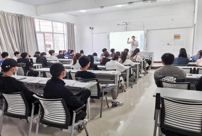 开展教学督导听课,确保课堂实效 开展教学督导听课,确保课堂实效