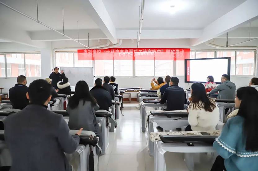 洛科书院“古琴演奏与琴斫工坊实验室”正式开班 洛科书院“古琴演奏与琴斫工坊实验室”正式开班